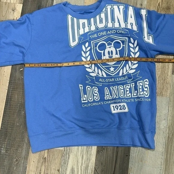 Disney Mickey Mouse sweatshirt - Picture 3 of 3